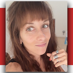 Profesora Superior en Ciencias de la Educación y Filosofía (ISFD Mariano Moreno), e Historia (UADER). Especialista en Educación (UNLA), se dedica a la investigación sobre residuos sólidos urbanos, educación y políticas públicas. Es doctoranda en Educación (UNTREF), donde estudia los procesos participativos en la gestión de residuos sólidos urbanos (GIRSU) en universidades. Actualmente, integra el Área de Ambiente y Política de EPyG en UNSAM, y cuenta con experiencia en proyectos educativos, talleres y eventos culturales.